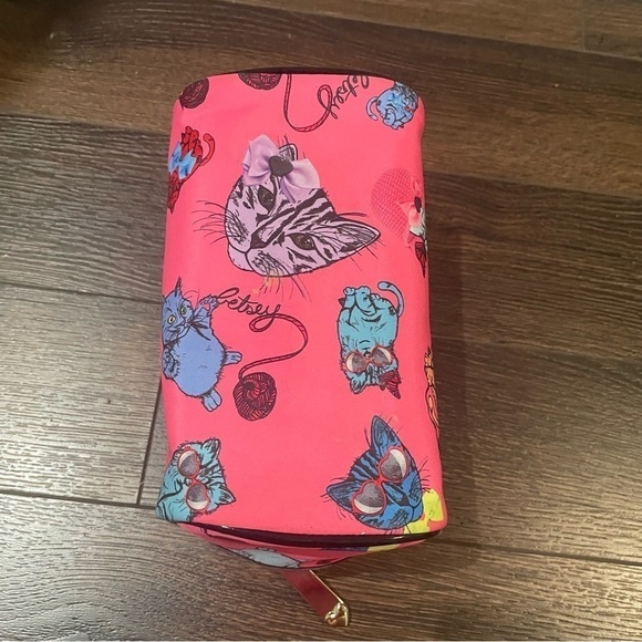Betsey Johnson Cat Makeup/Cosmetic Bag OS - Picture 5 of 12